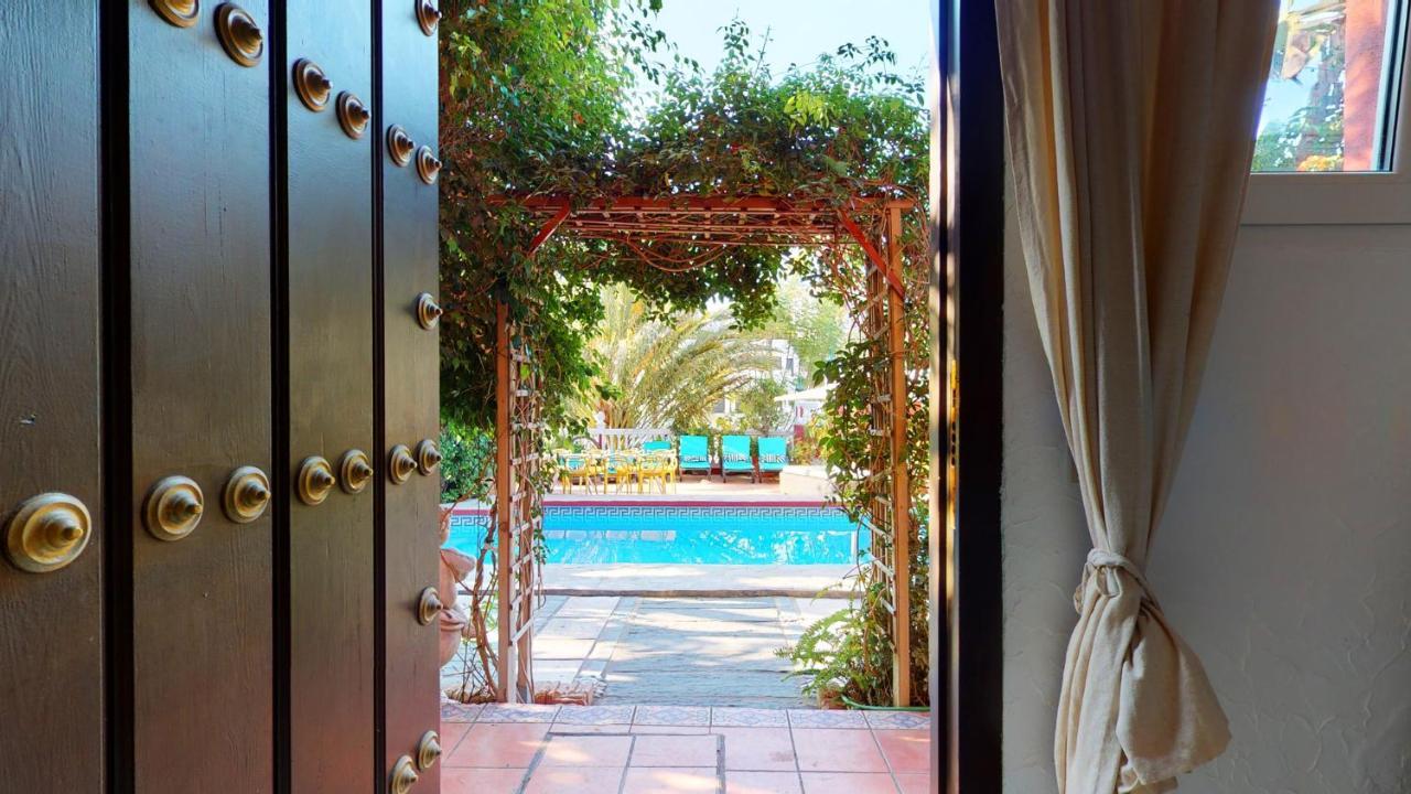 Majestic Villa By The Beach Heated Private Pool & Jacuzzi Беналмадена Екстериор снимка