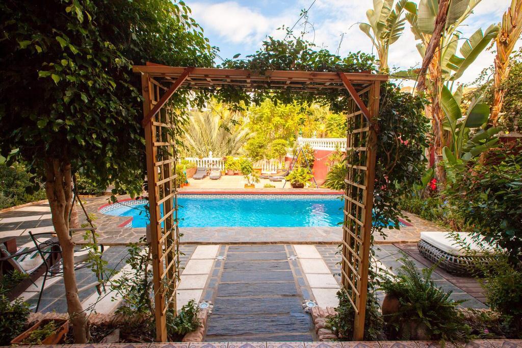 Majestic Villa By The Beach Heated Private Pool & Jacuzzi Беналмадена Екстериор снимка